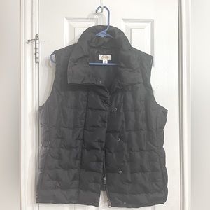 Talbots size medium women’s puffer vest